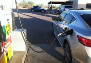 Acura_ILX_Fueling_Up