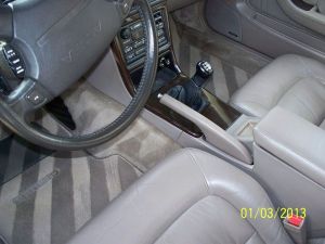 legend_sedan_5MT_interior