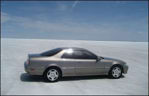 Bonneville_Salt_Flats_Acura_Legend_2