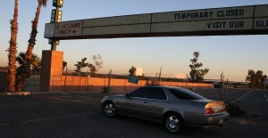 scottsdale_six_movies_acura_legend_2