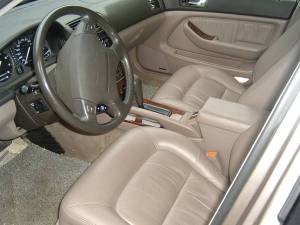 syracuse_legend_interior