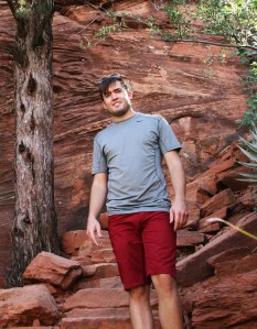 chris_hiking_devils_arch