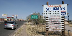 seligman_entrance_sign_with_acura_ilx