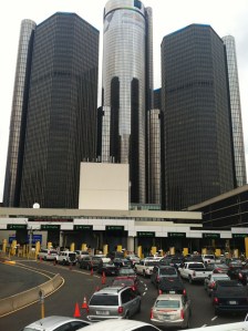 GM_building_detroit_border
