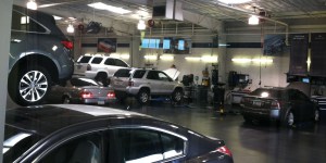 acura_service_bay