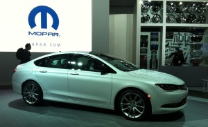 chrysler_200